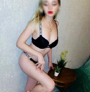 Я живу в Москве и предлагаю эксклюзивные услуги для истинных ценителей удовольствия. Мои возможности безграничны - я умею создавать незабываемую атмосферу, окутывающую нашу встречу страстью и желанием. Я открыта для экспериментов и готова реализовать самые смелые фантазии. Мои отзывы говорят сами за себя - клиенты оценивают мое профессионализм и нежность. В моем фотоальбоме ты найдешь фотографии, отражающие мое изящное тело и привлекательную внешность. Давай создадим общие эмоции и погрузимся в мир наслаждения вместе. Жду встречи в Москве! 🔥💋 Олеся